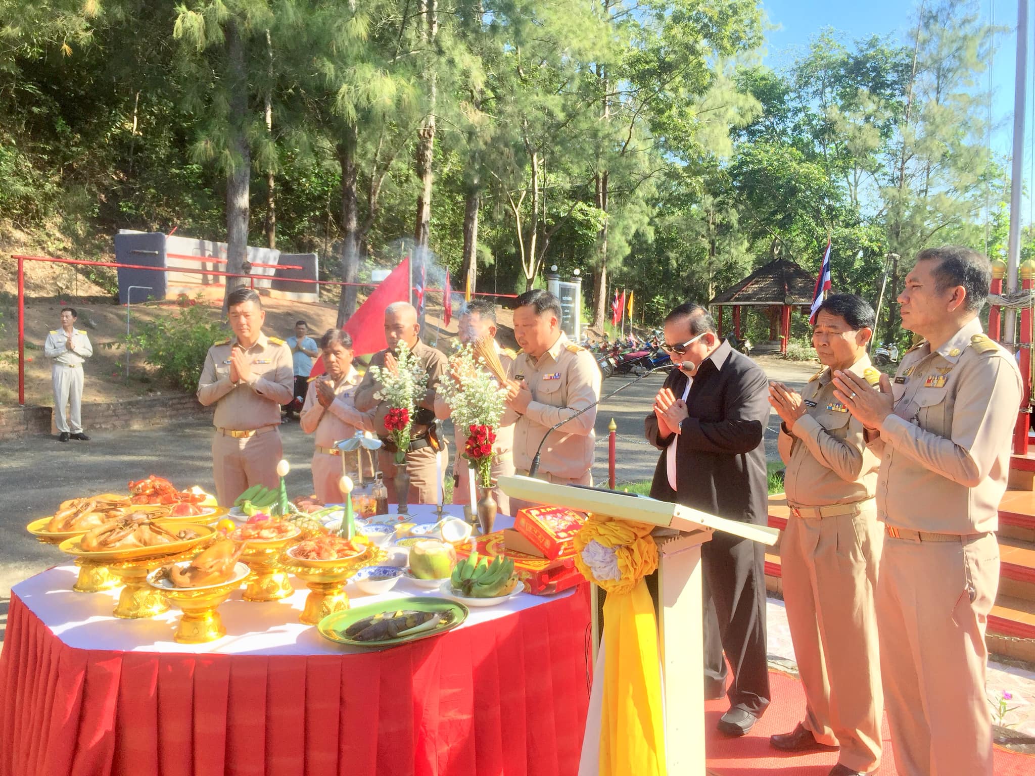 พิธีบวงสรวงเนื่องในวันคล้ายวันประสูติพลเรือเอกพระเจ้าบรมวงศ์เธอ พระองค์เจ้าอาภากรเกียรติวงศ์ กรมหลวงชุมพรเขตอุดมศักดิ์